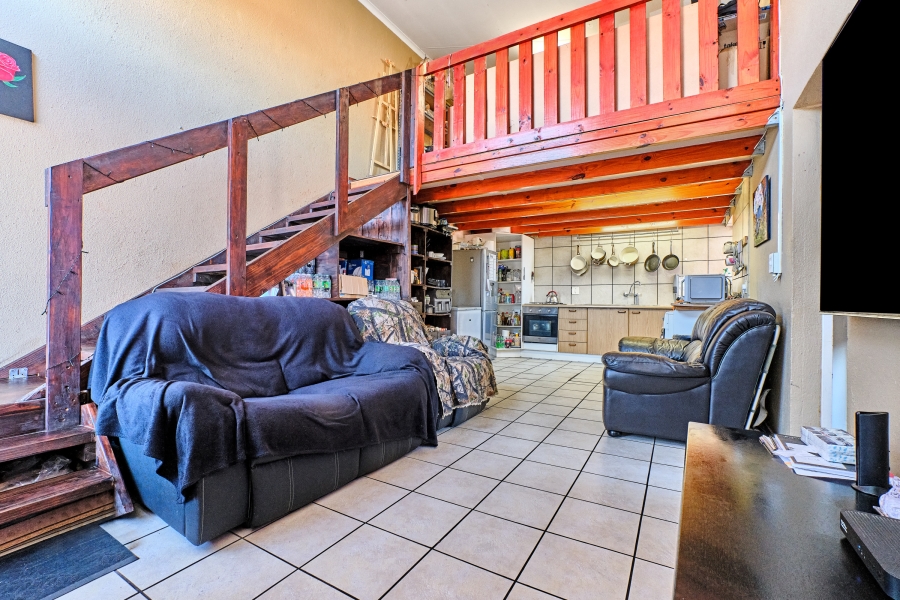 2 Bedroom Property for Sale in Allens Nek Gauteng
