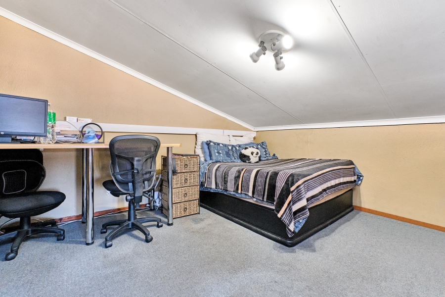 2 Bedroom Property for Sale in Allens Nek Gauteng