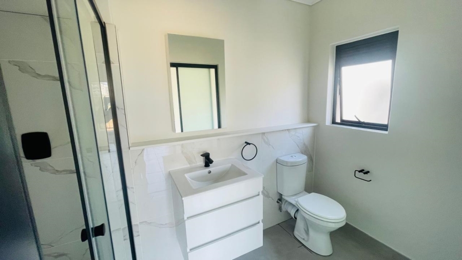 To Let 1 Bedroom Property for Rent in Waterfall Gauteng