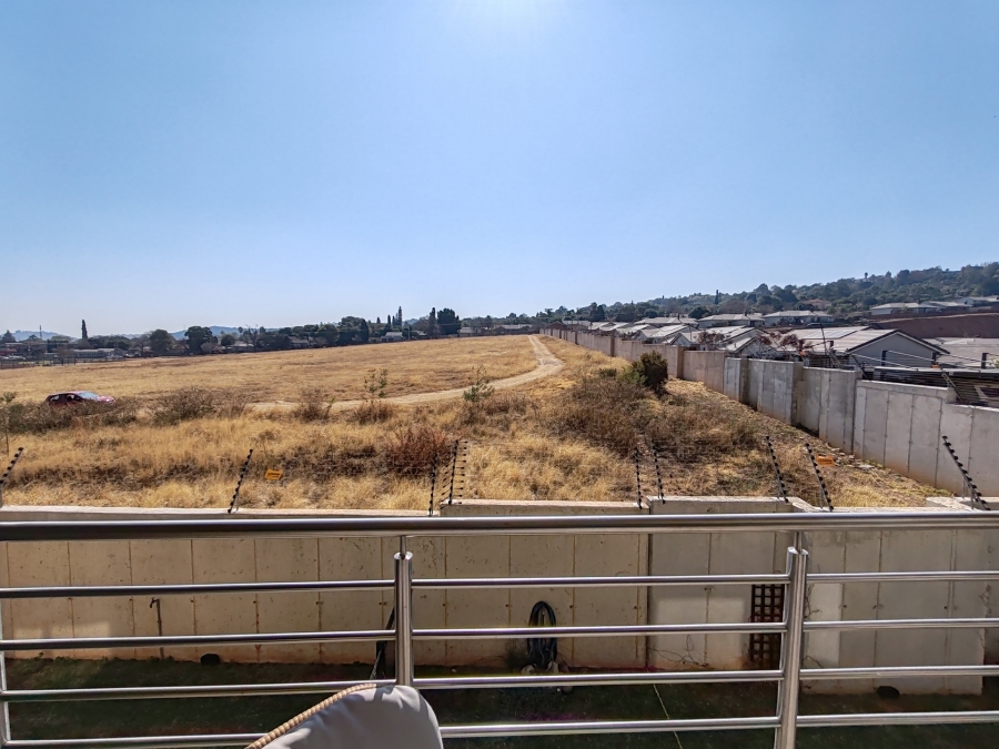 2 Bedroom Property for Sale in Waterkloof Marina Retirement Estate Gauteng