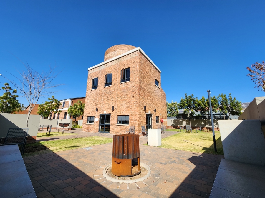 2 Bedroom Property for Sale in Waterkloof Marina Retirement Estate Gauteng