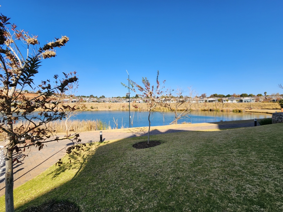 2 Bedroom Property for Sale in Waterkloof Marina Retirement Estate Gauteng