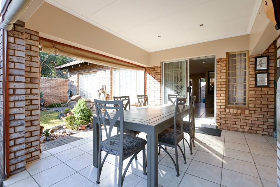 2 Bedroom Property for Sale in Montana Gauteng