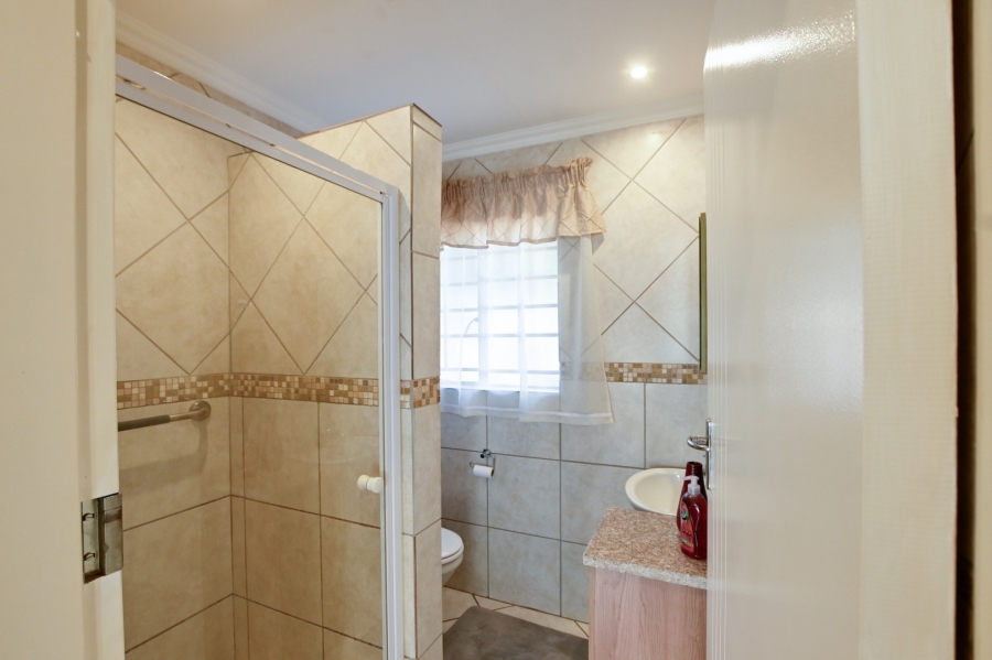 2 Bedroom Property for Sale in Montana Gauteng