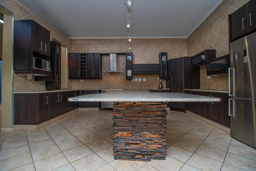 4 Bedroom Property for Sale in Serengeti Lifestyle Estate Gauteng