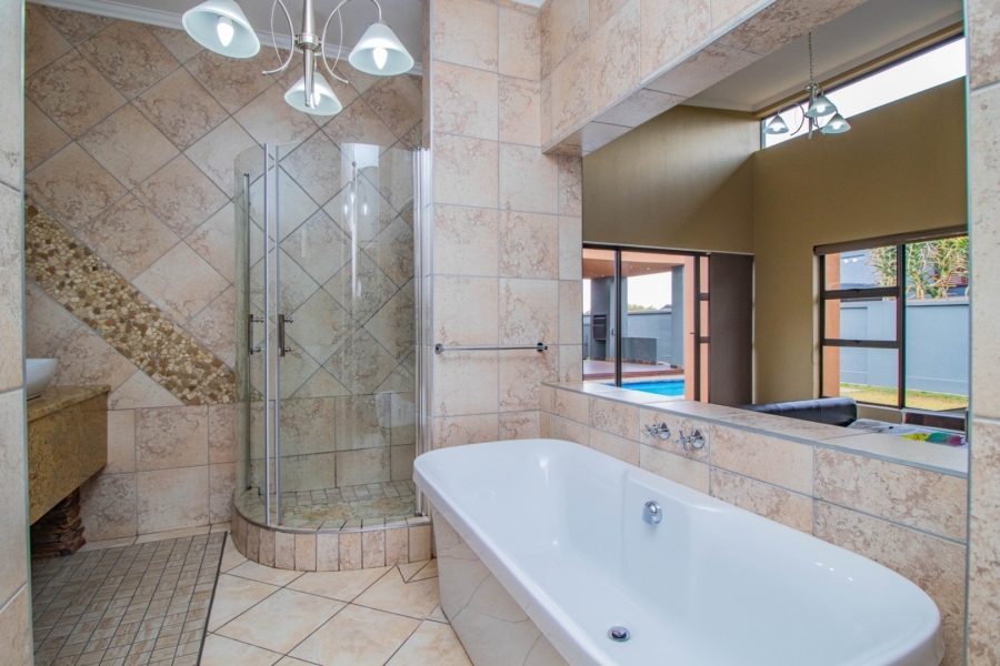 4 Bedroom Property for Sale in Serengeti Lifestyle Estate Gauteng