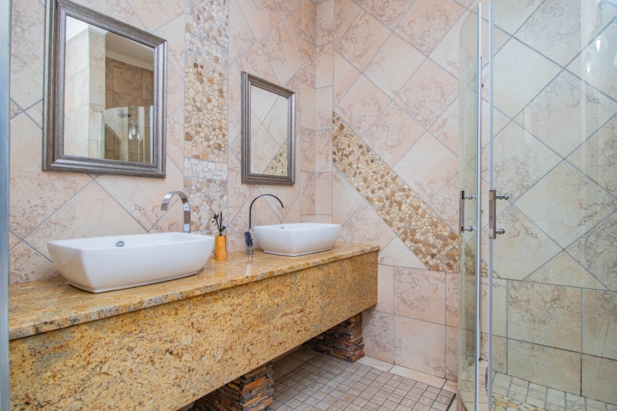 4 Bedroom Property for Sale in Serengeti Lifestyle Estate Gauteng