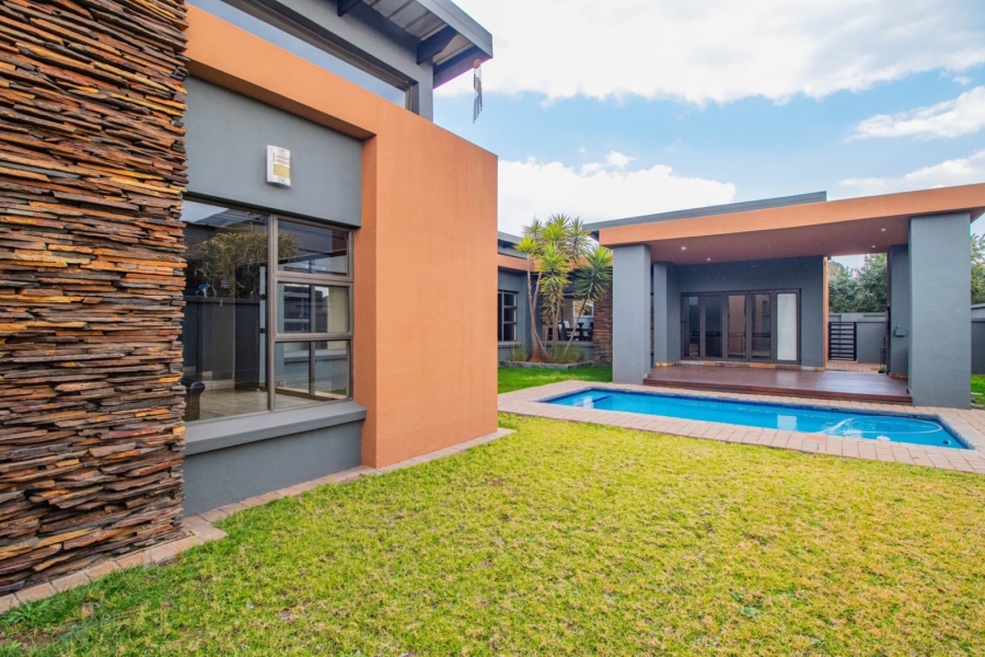 4 Bedroom Property for Sale in Serengeti Lifestyle Estate Gauteng