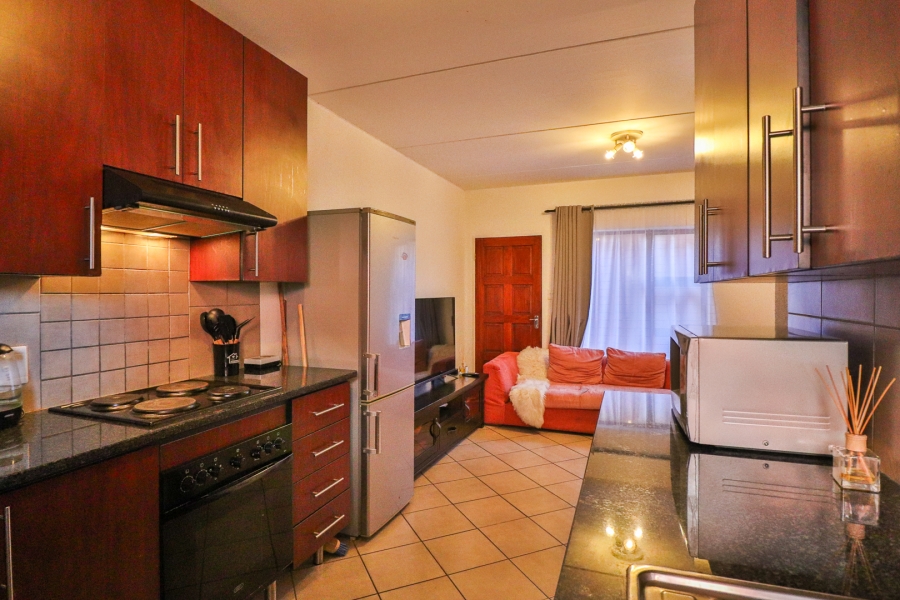 2 Bedroom Property for Sale in Brackenhurst Gauteng