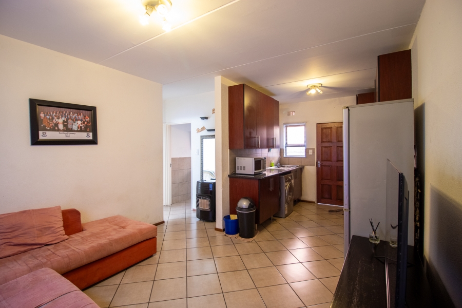 2 Bedroom Property for Sale in Brackenhurst Gauteng