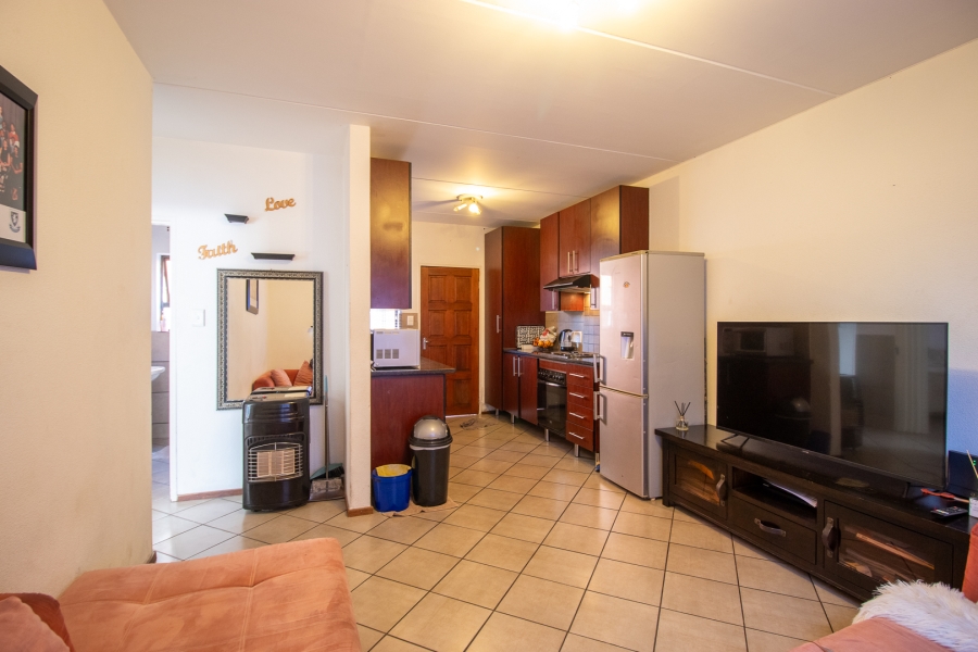 2 Bedroom Property for Sale in Brackenhurst Gauteng