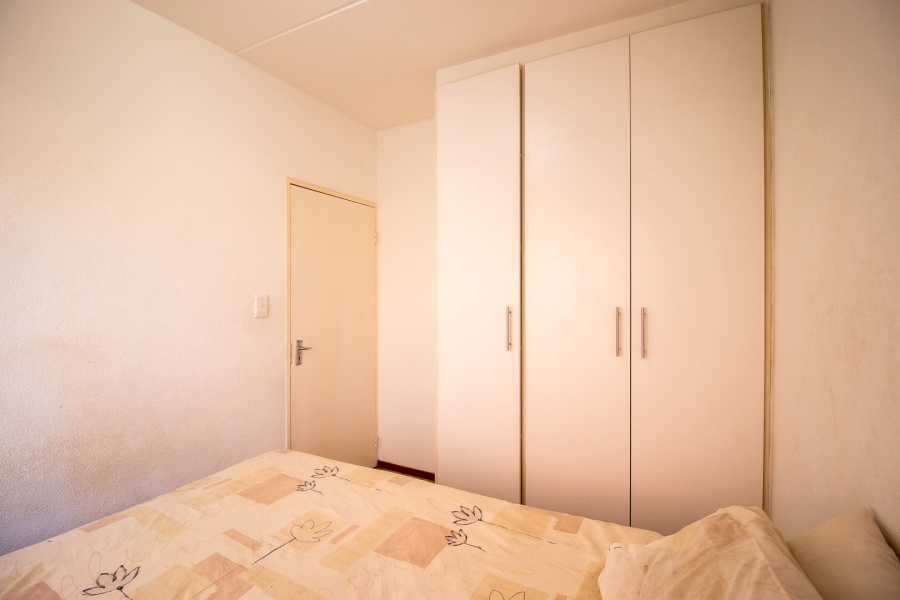 2 Bedroom Property for Sale in Brackenhurst Gauteng
