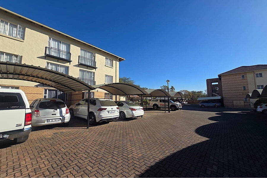 2 Bedroom Property for Sale in Montana Gauteng