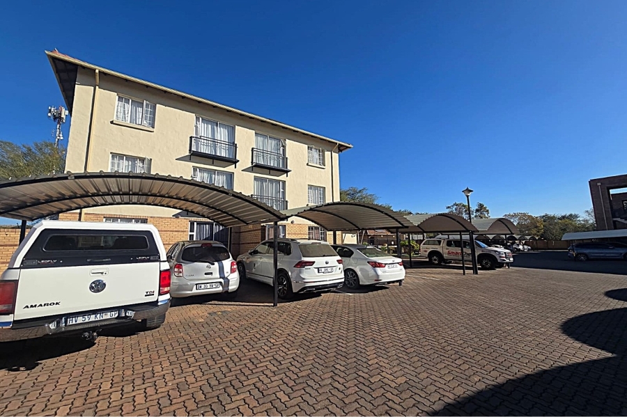 2 Bedroom Property for Sale in Montana Gauteng