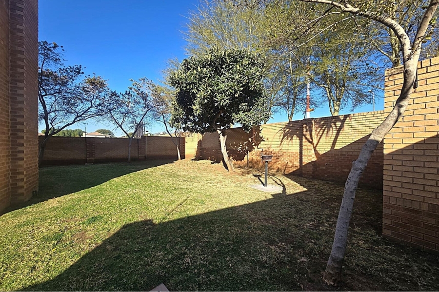 2 Bedroom Property for Sale in Montana Gauteng