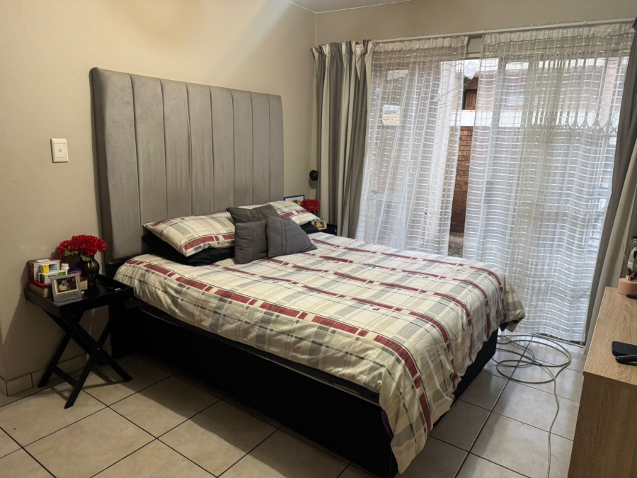 To Let 3 Bedroom Property for Rent in Midridge Park Gauteng