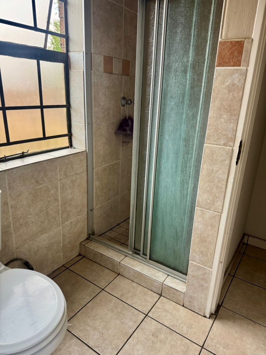 To Let 3 Bedroom Property for Rent in Midridge Park Gauteng