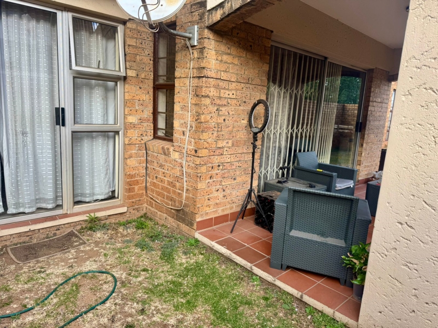 To Let 3 Bedroom Property for Rent in Midridge Park Gauteng