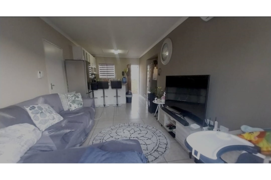To Let 2 Bedroom Property for Rent in Kosmosdal Gauteng