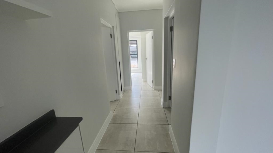 To Let 3 Bedroom Property for Rent in Waterfall Gauteng