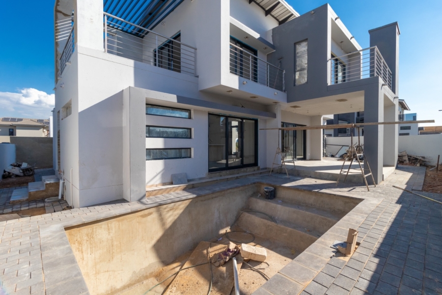 4 Bedroom Property for Sale in Swallow Hills Lifestyle Estate Gauteng