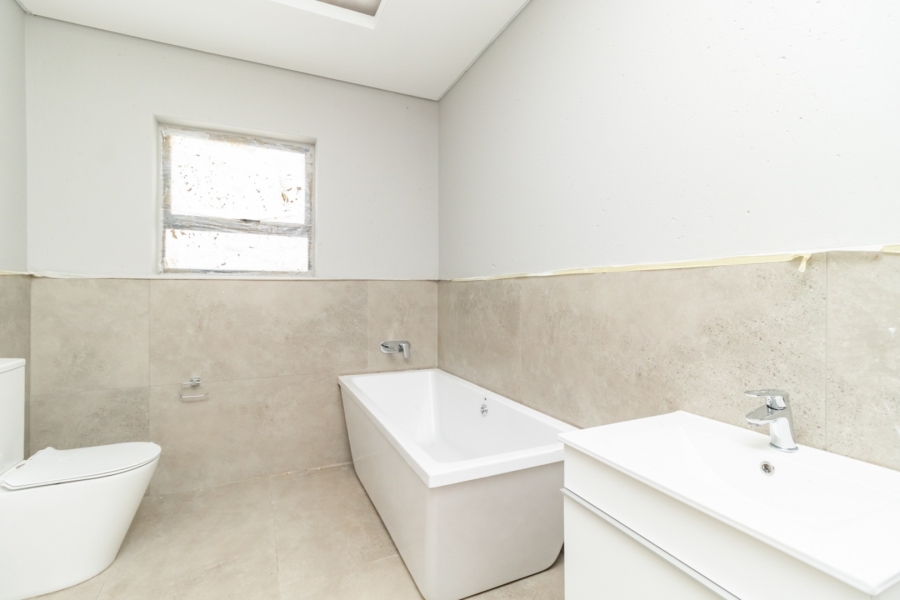 4 Bedroom Property for Sale in Swallow Hills Lifestyle Estate Gauteng