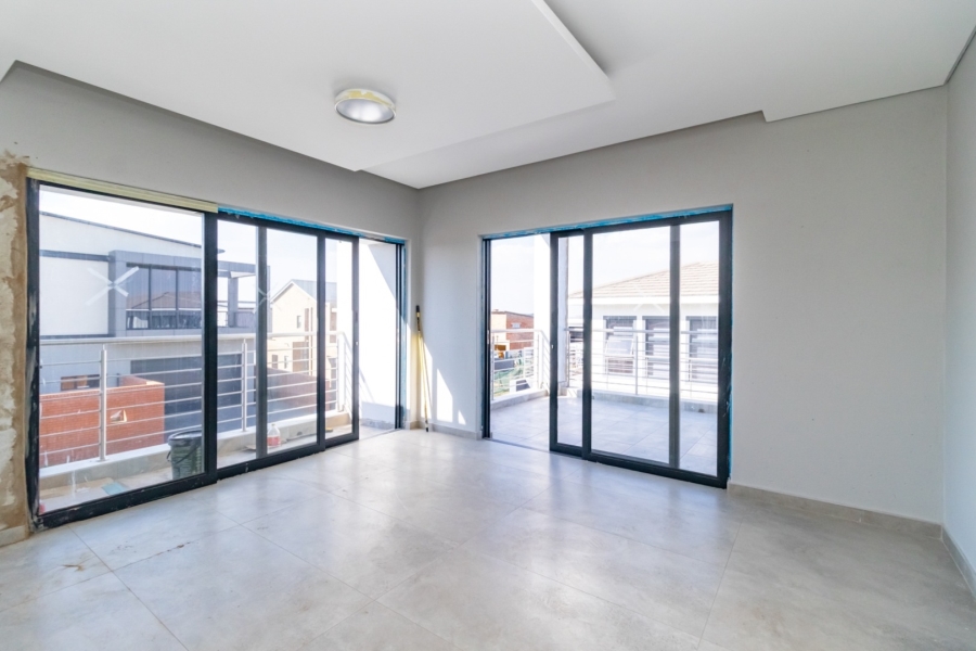 4 Bedroom Property for Sale in Swallow Hills Lifestyle Estate Gauteng