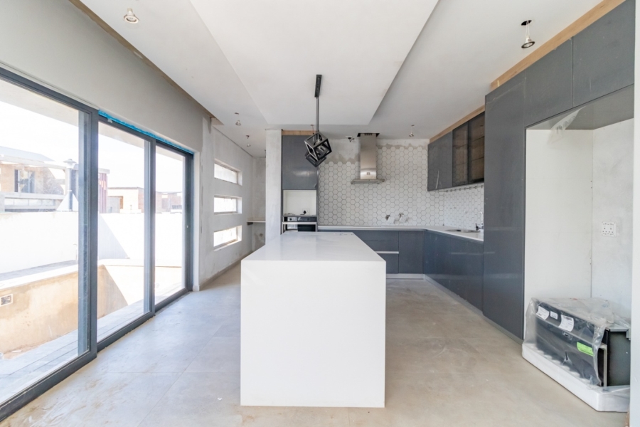 4 Bedroom Property for Sale in Swallow Hills Lifestyle Estate Gauteng