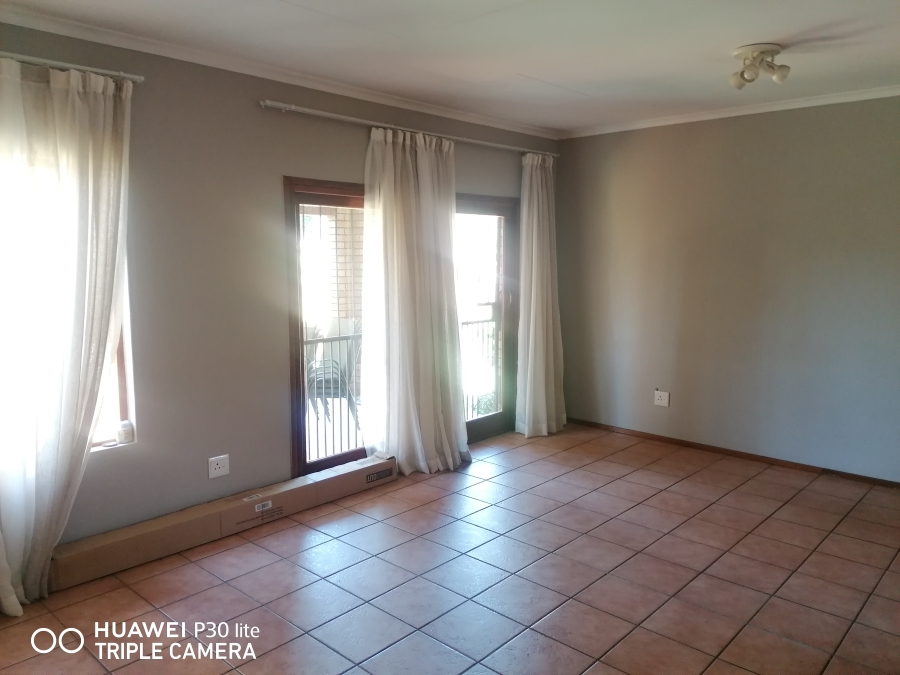 To Let 3 Bedroom Property for Rent in Equestria Gauteng