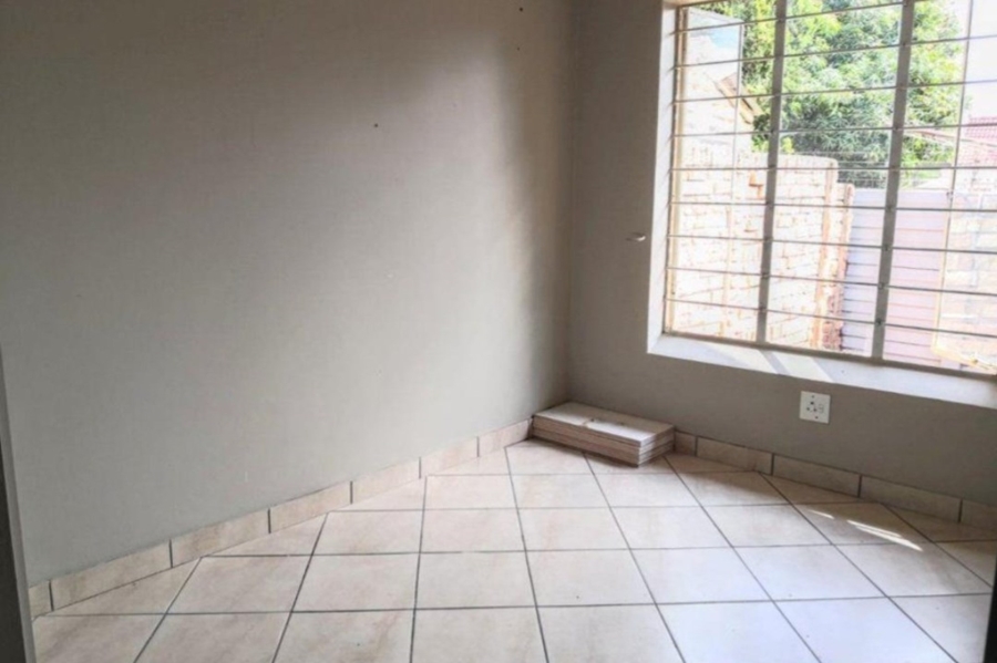 2 Bedroom Property for Sale in The Orchards Gauteng