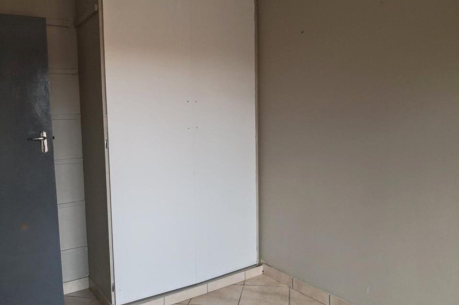 2 Bedroom Property for Sale in The Orchards Gauteng