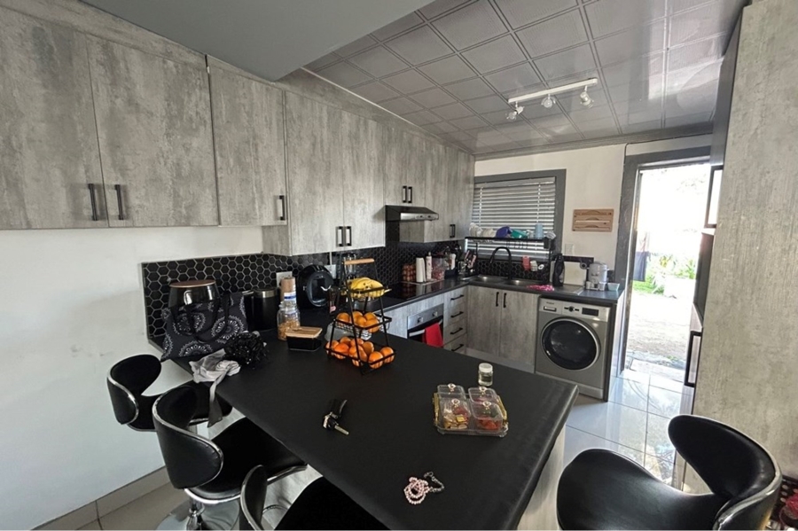 11 Bedroom Property for Sale in New Modder Gauteng