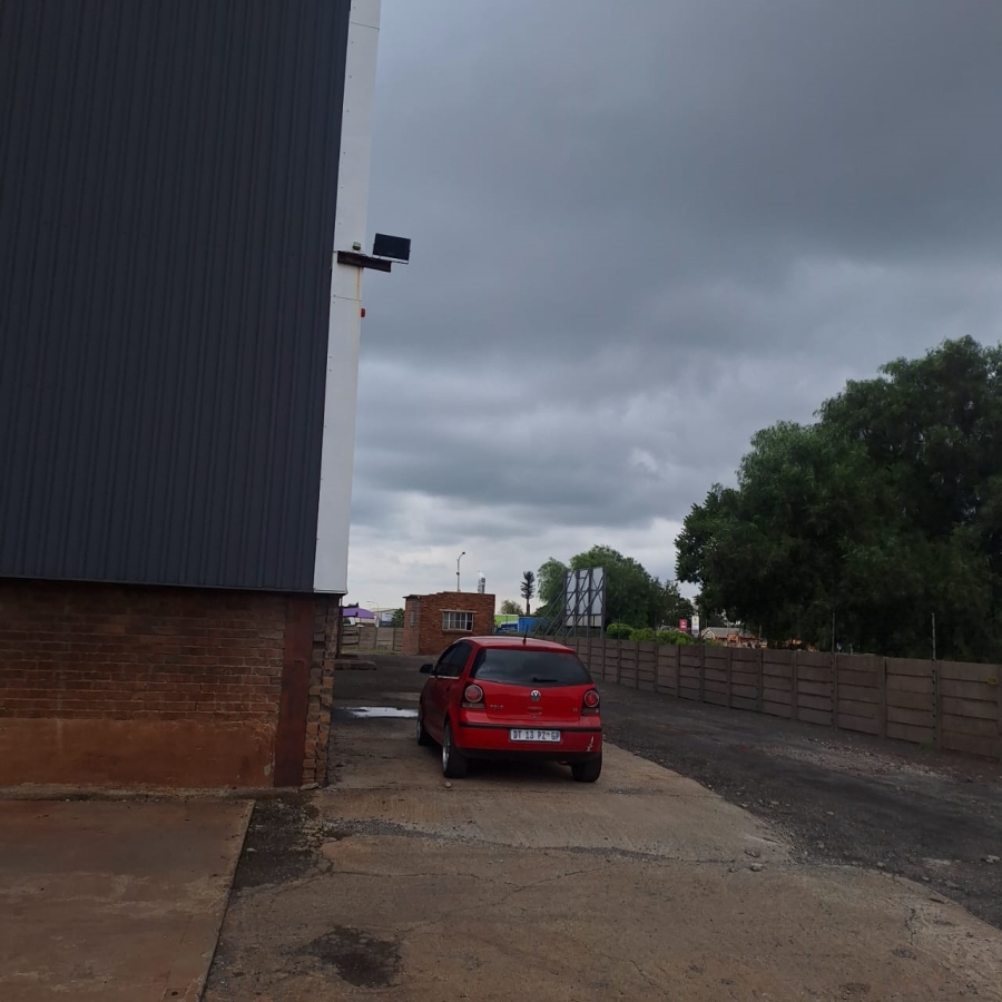 To Let commercial Property for Rent in Meyerton Central Gauteng
