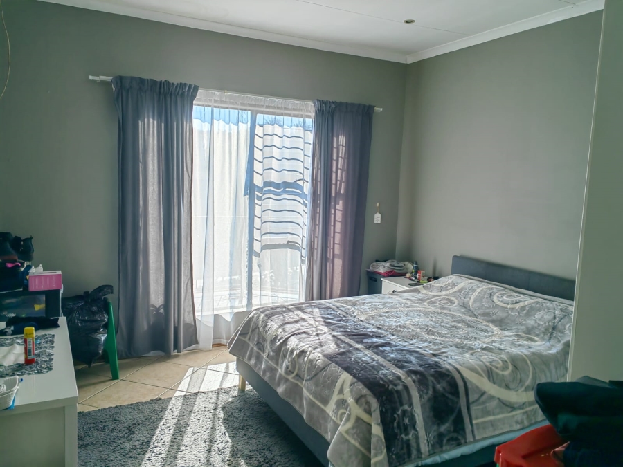 2 Bedroom Property for Sale in Liefde en Vrede Gauteng