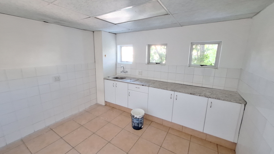 To Let commercial Property for Rent in North Riding Gauteng