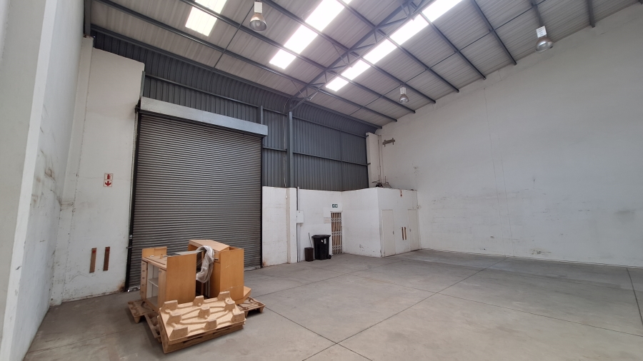 To Let commercial Property for Rent in North Riding Gauteng