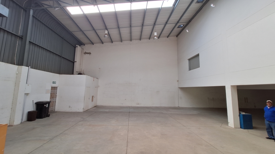 To Let commercial Property for Rent in North Riding Gauteng