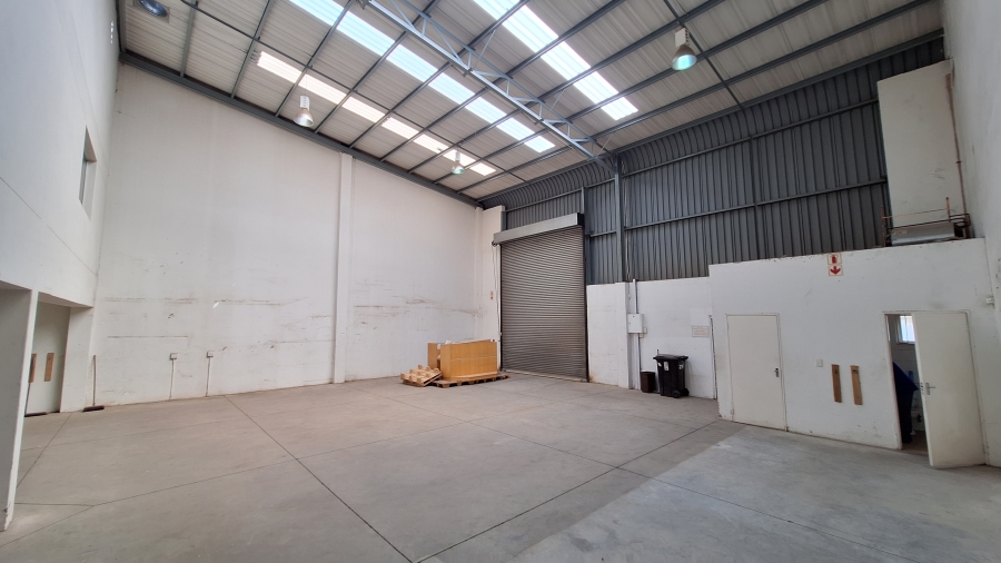 To Let commercial Property for Rent in North Riding Gauteng