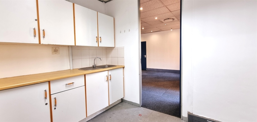 To Let commercial Property for Rent in Sunninghill Gauteng