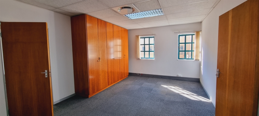 To Let commercial Property for Rent in Sunninghill Gauteng