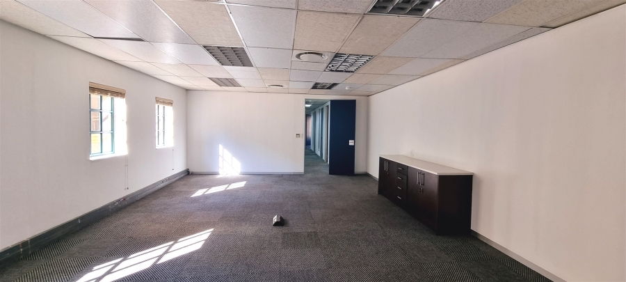 To Let commercial Property for Rent in Sunninghill Gauteng
