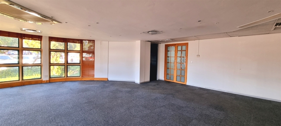 To Let commercial Property for Rent in Sunninghill Gauteng