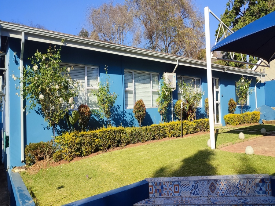 To Let commercial Property for Rent in Blairgowrie Gauteng