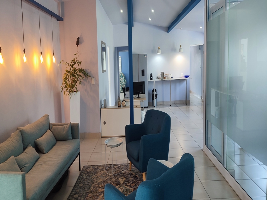 To Let commercial Property for Rent in Blairgowrie Gauteng