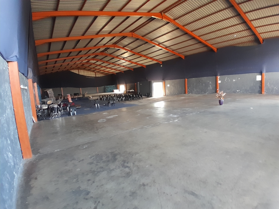 Commercial Property for Sale in Chiawelo Gauteng