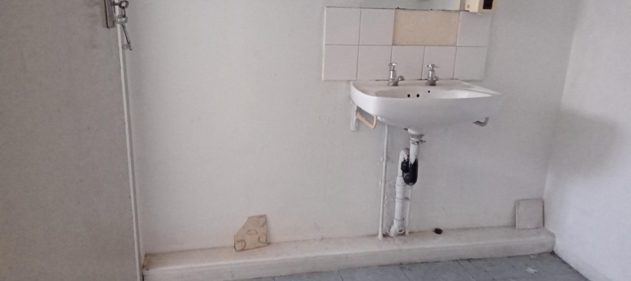 To Let commercial Property for Rent in Selby Gauteng