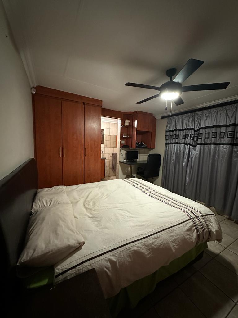 To Let 1 Bedroom Property for Rent in The Reeds Gauteng