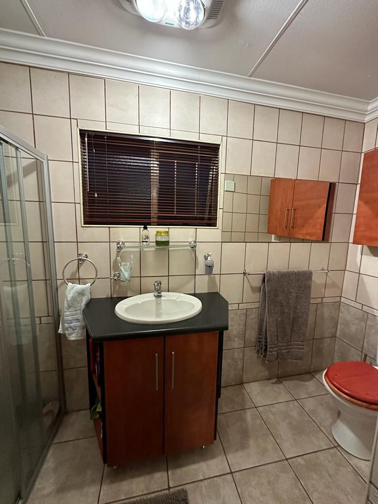 To Let 1 Bedroom Property for Rent in The Reeds Gauteng