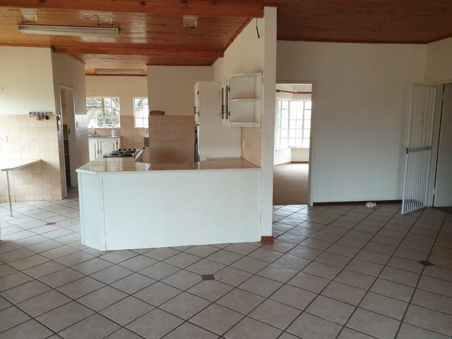To Let 4 Bedroom Property for Rent in Kleinzonderhout AH Gauteng