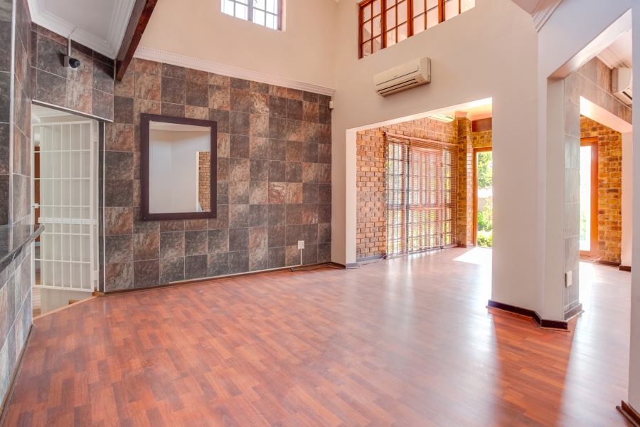 13 Bedroom Property for Sale in Boskruin Gauteng